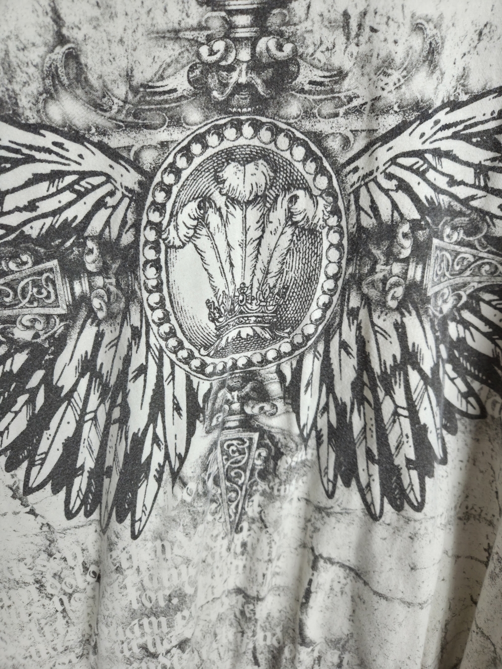 Retrofit Cream Short-Sleeve Tee with Black Wing Graphic - Picture 3 of 12